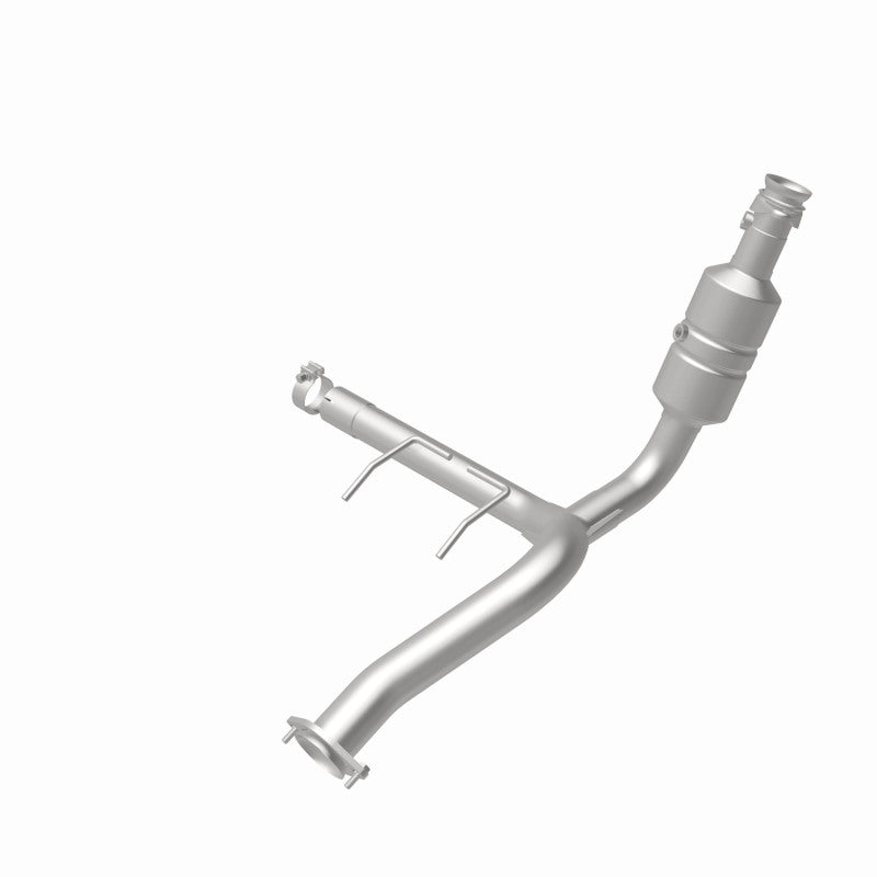 MagnaFlow Ford F-150 California Grade CARB Compliant Direct-Fit Catalytic Converter 5551295 360 Degree Image Set