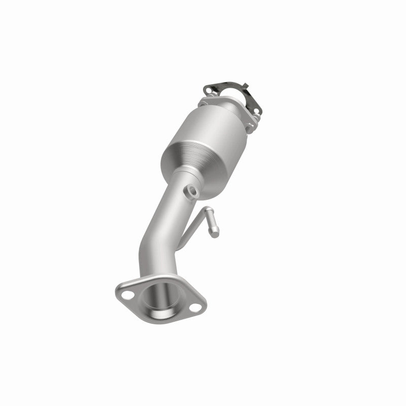 MagnaFlow Nissan NV200 OEM Grade Federal / EPA Compliant Direct-Fit Catalytic Converter 52690 360 Degree Image Set
