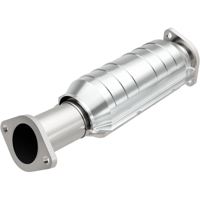 MagnaFlow Hyundai OEM Grade Federal / EPA Compliant Direct-Fit Catalytic Converter 49811 Photo - Primary