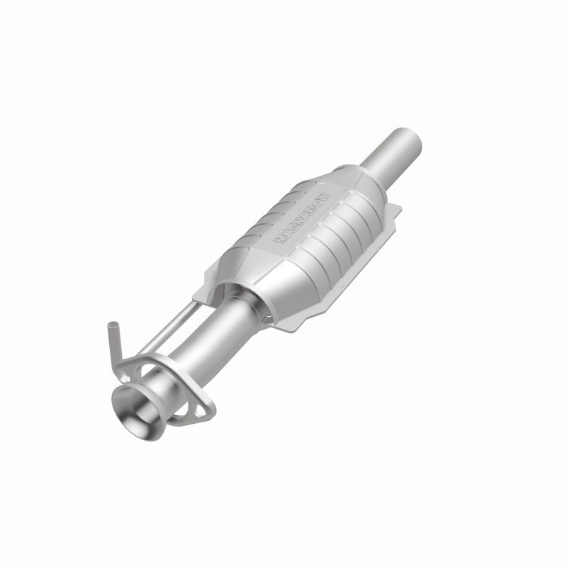MagnaFlow Standard Grade Federal / EPA Compliant Direct-Fit Catalytic Converter 23348 360 Degree Image Set
