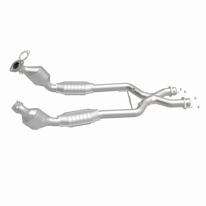 MagnaFlow Ford Mustang HM Grade Federal / EPA Compliant Direct-Fit Catalytic Converter 23163 360 Degree Image Set
