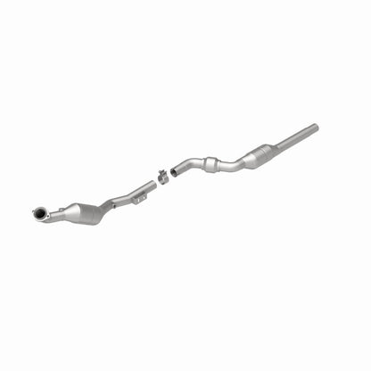 MagnaFlow Mercedes-Benz E320 California Grade CARB Compliant Direct-Fit Catalytic Converter 454041 360 Degree Image Set