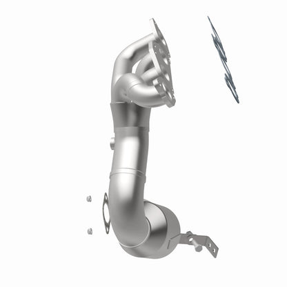 MagnaFlow Volvo XC90 HM Grade Federal / EPA Compliant Manifold Catalytic Converter 24363 360 Degree Image Set
