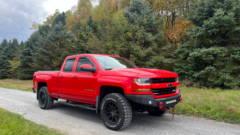 Fishbone Offroad 07-18 Chevrolet Silverado 1500/2500/3500 Double Cab Oval Side Steps -Black Textured FB21382 FB21382 Photo - lifestyle view