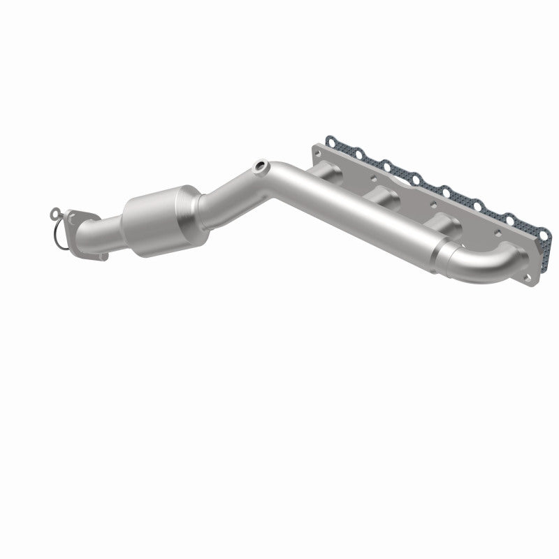 Magnaflow 2004 Nissan Titan 5.6L Direct Fit Converter 4583381 4583381 360 Degree Image Set