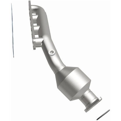 MagnaFlow Infiniti OEM Grade Federal / EPA Compliant Manifold Catalytic Converter 52425 Photo - out of package