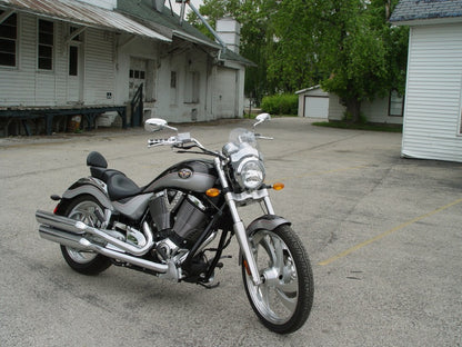 National Cycle Fits Up to 43 mm. O.D. Flyscreen-Chrome Lt. Tint N2530 N2530 User 1
