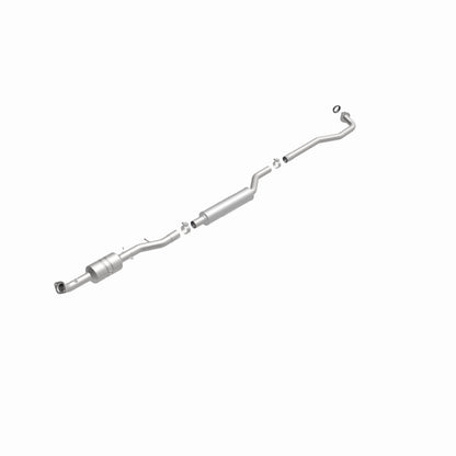 MagnaFlow Mitsubishi Outlander OEM Grade Federal / EPA Compliant Direct-Fit Catalytic Converter 52175 360 Degree Image Set
