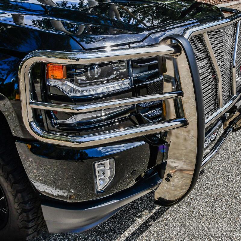 Westin HDX Grille Guard 57-3870 Photo - Mounted