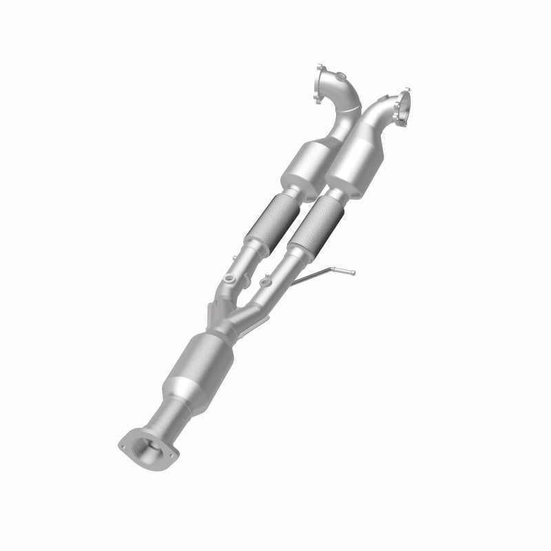 MagnaFlow Volvo S80 OEM Grade Federal / EPA Compliant Direct-Fit Catalytic Converter 52160 360 Degree Image Set