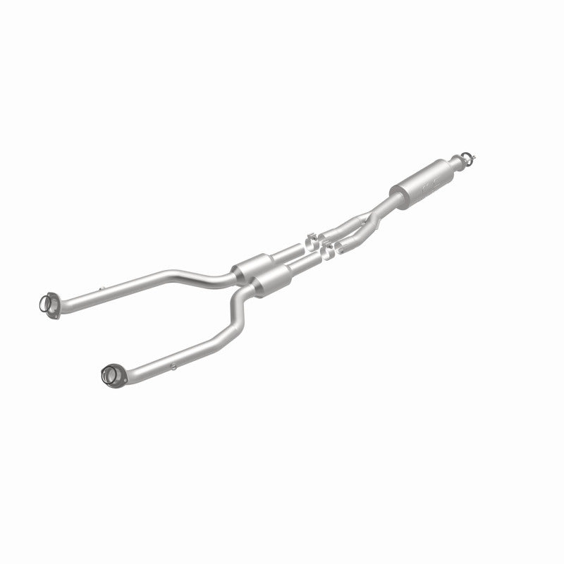 MagnaFlow Lexus GS300 OEM Grade Federal / EPA Compliant Direct-Fit Catalytic Converter 21-048 360 Degree Image Set