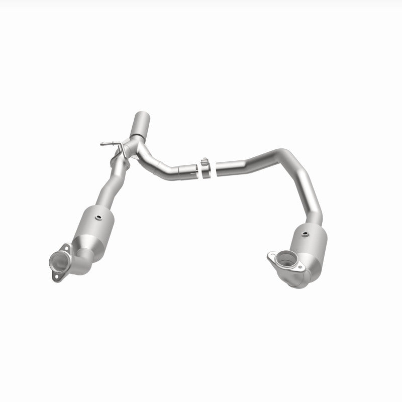 Magnaflow 17-18 Ford E-350 6.8L Direct Fit Converter 280014 280014 360 Degree Image Set