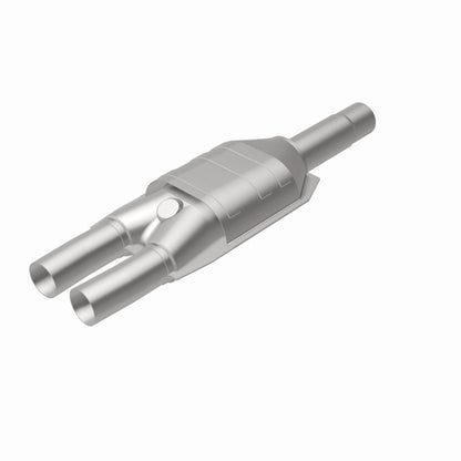 MagnaFlow HM Grade Federal / EPA Compliant Direct-Fit Catalytic Converter 23286 360 Degree Image Set
