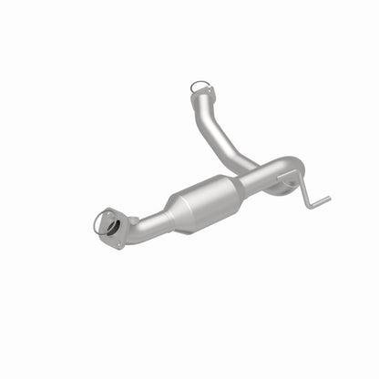 MagnaFlow Toyota OEM Grade Federal / EPA Compliant Direct-Fit Catalytic Converter 51231 360 Degree Image Set