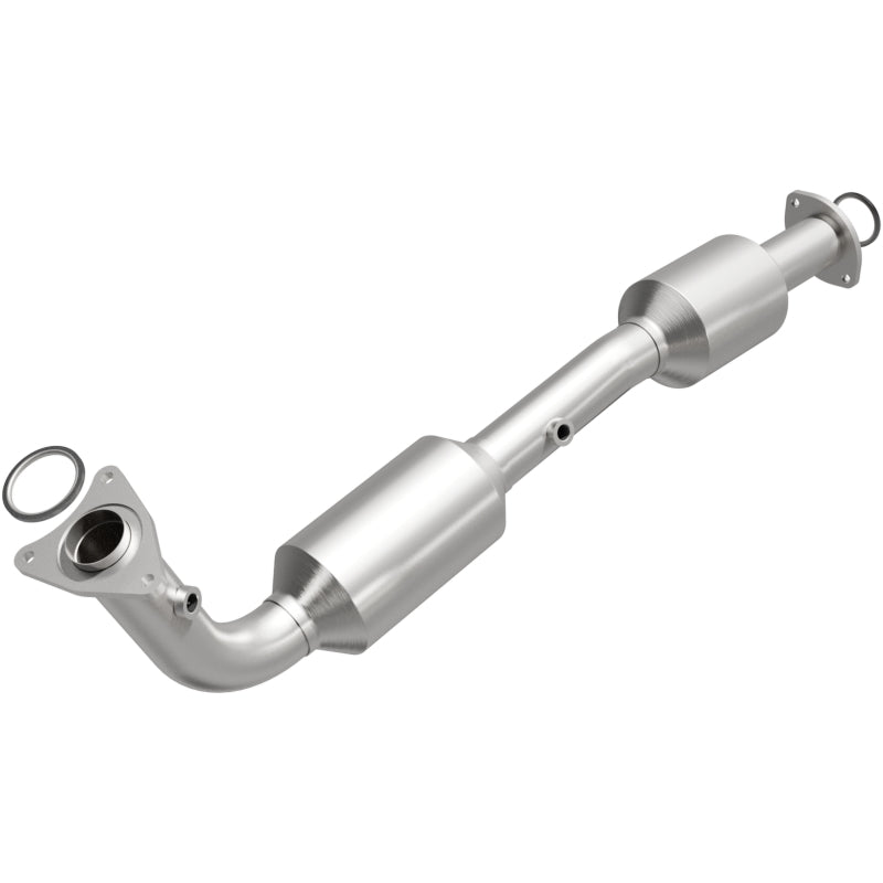 MagnaFlow Toyota California Grade CARB Compliant Direct-Fit Catalytic Converter 5582630 Photo - Primary