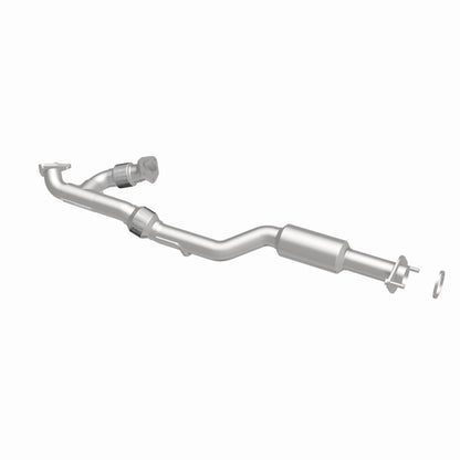 MagnaFlow OEM Grade Federal / EPA Compliant Direct-Fit Catalytic Converter 52699 360 Degree Image Set