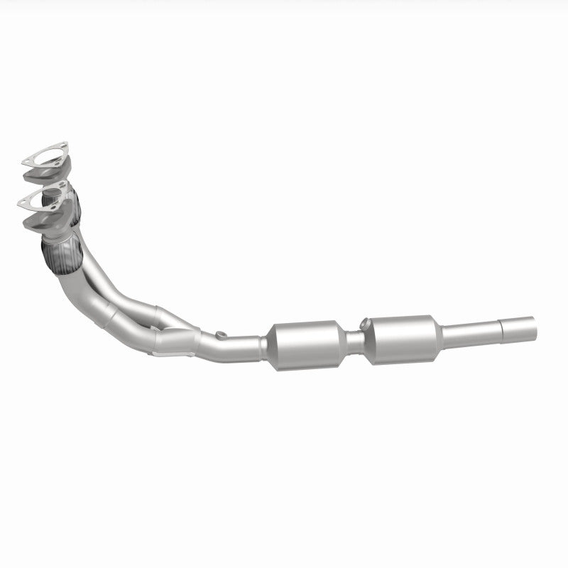 MagnaFlow Volkswagen OEM Grade Federal / EPA Compliant Direct-Fit Catalytic Converter 52289 360 Degree Image Set