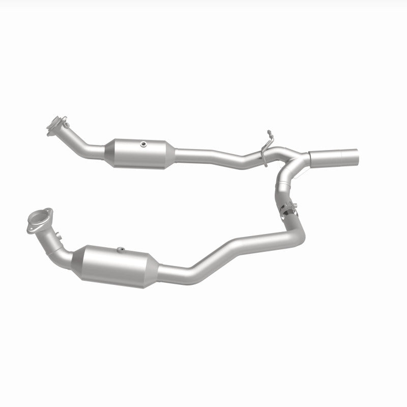Magnaflow 17-18 Ford E-350 6.8L Direct Fit Converter 280014 280014 360 Degree Image Set