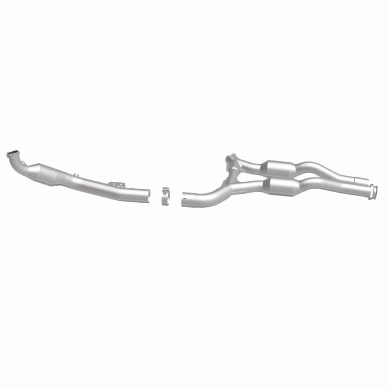 MagnaFlow Mercedes-Benz HM Grade Federal / EPA Compliant Direct-Fit Catalytic Converter 24334 360 Degree Image Set