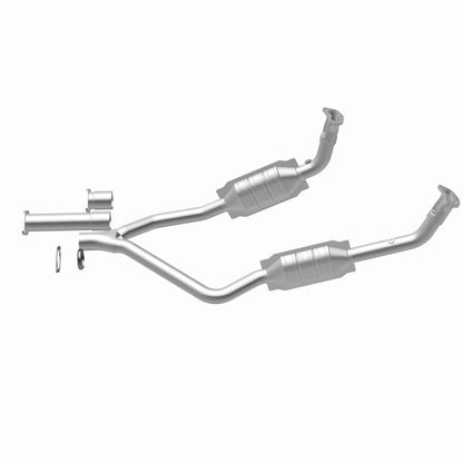 MagnaFlow Land Rover Range Rover Standard Grade Federal / EPA Compliant Direct-Fit Catalytic Converter 23821 360 Degree Image Set