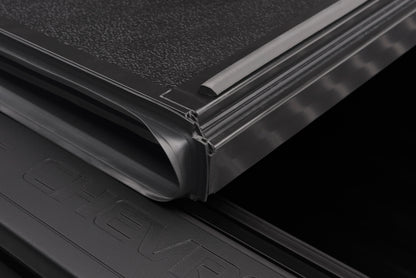 BAK Flip G2 15-18 GM Silverado,Sierra & 2019 Legacy/Limited 6.7ft Bed (2014 1500 Only, 2015-2019 1500,2500,3500) 226121 Photo - Close Up