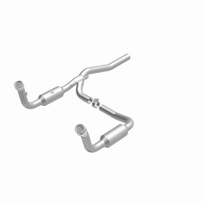 MagnaFlow California Grade CARB Compliant Direct-Fit Catalytic Converter 5551187 360 Degree Image Set