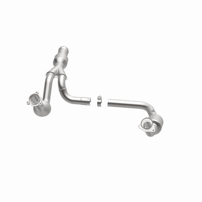 MagnaFlow OEM Grade Federal / EPA Compliant Direct-Fit Catalytic Converter 52616 360 Degree Image Set