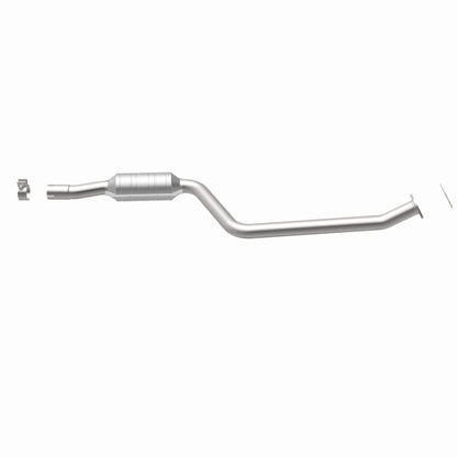 MagnaFlow BMW 530xi OEM Grade Federal / EPA Compliant Direct-Fit Catalytic Converter 52480 360 Degree Image Set