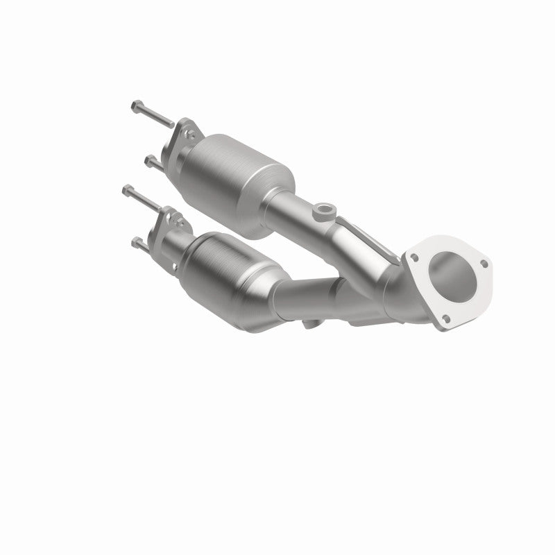 MagnaFlow Jeep Cherokee OEM Grade Federal / EPA Compliant Direct-Fit Catalytic Converter 49465 360 Degree Image Set