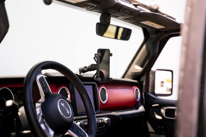 DV8 Offroad 18-23 Jeep Gladiator Digital Device Dash Mount DMJL-01 DMJL-01 Photo - Primary