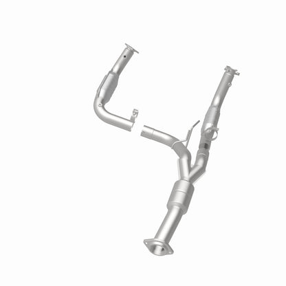 MagnaFlow OEM Grade Federal / EPA Compliant Direct-Fit Catalytic Converter 51812 360 Degree Image Set