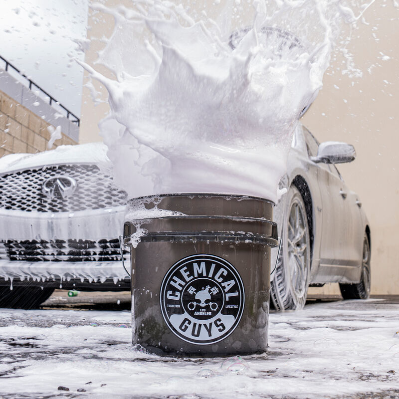 Chemical Guys Heavy Duty Detailing Bucket Smoked Black (4.5 Gal) ACC108 ACC108 User 1