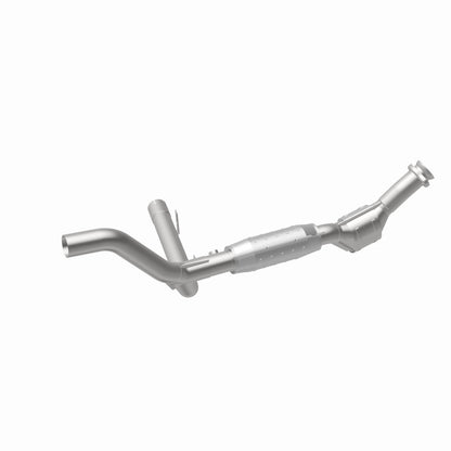 MagnaFlow Ford F-150 HM Grade Federal / EPA Compliant Direct-Fit Catalytic Converter 93429 360 Degree Image Set
