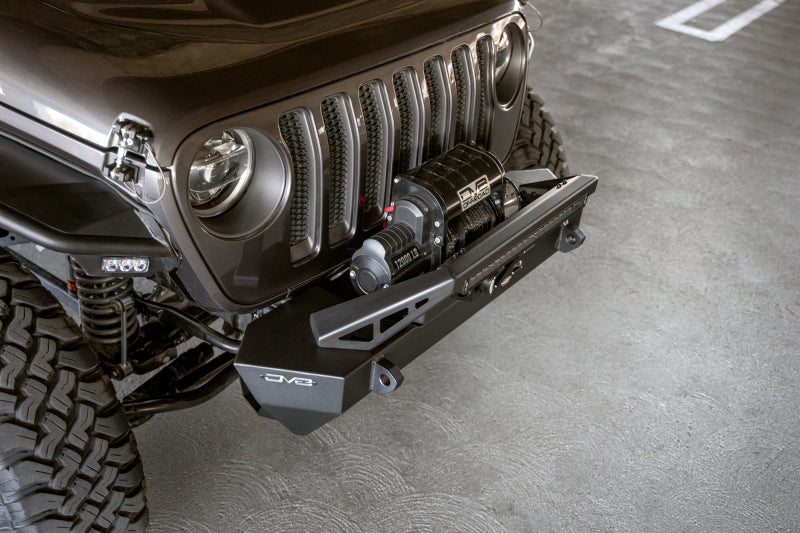 DV8 Offroad 07-23 Jeep Wrangler/Gladiator JT/JK/JL FS-25 Stubby Front Bumper w/Plated Bull Bar FBJL-06 FBJL-06 Photo - Unmounted