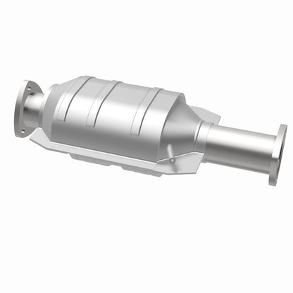MagnaFlow Alfa Romeo Standard Grade Federal / EPA Compliant Direct-Fit Catalytic Converter 23504 360 Degree Image Set