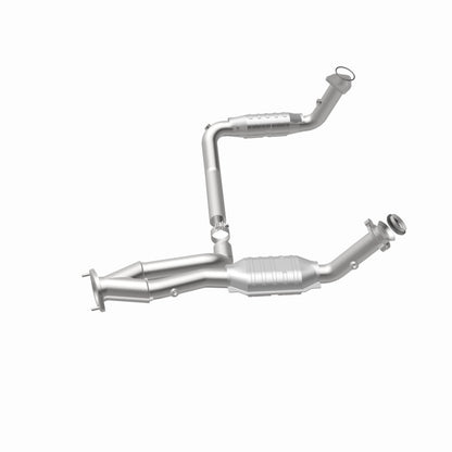 MagnaFlow OEM Grade Federal / EPA Compliant Direct-Fit Catalytic Converter 51097 360 Degree Image Set