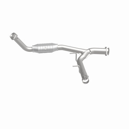 MagnaFlow Ford Expedition HM Grade Federal / EPA Compliant Direct-Fit Catalytic Converter 93125 360 Degree Image Set