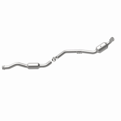MagnaFlow Mercedes-Benz E350 California Grade CARB Compliant Direct-Fit Catalytic Converter 551665 360 Degree Image Set