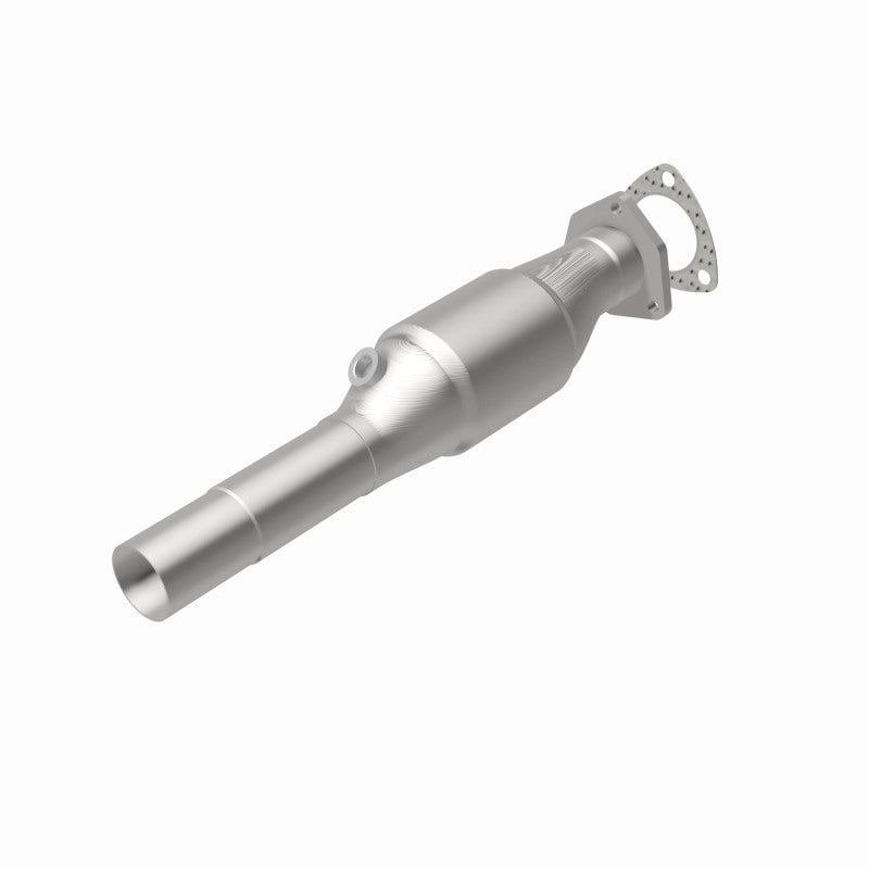 MagnaFlow Volkswagen HM Grade Federal / EPA Compliant Direct-Fit Catalytic Converter 22931 360 Degree Image Set