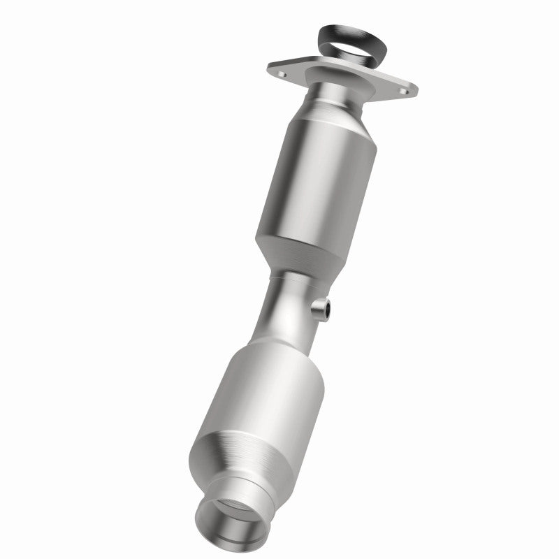 MagnaFlow OEM Grade Federal / EPA Compliant Direct-Fit Catalytic Converter 52456 360 Degree Image Set