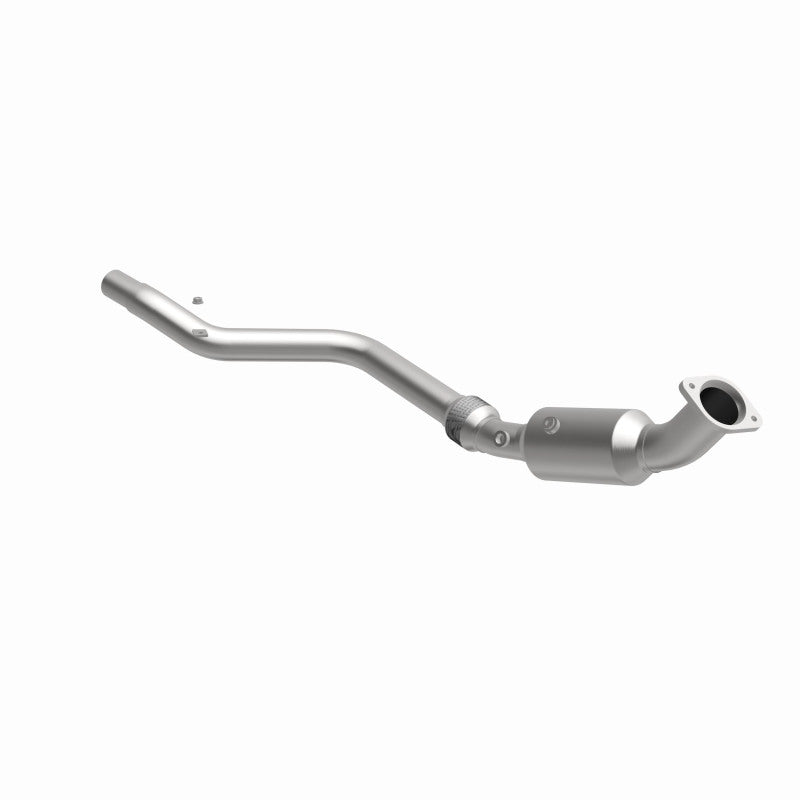 MagnaFlow HM Grade Federal / EPA Compliant Direct-Fit Catalytic Converter 26201 360 Degree Image Set