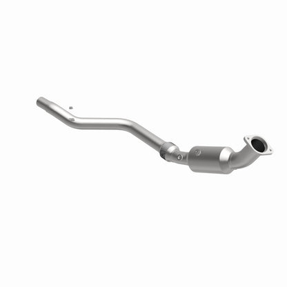 MagnaFlow HM Grade Federal / EPA Compliant Direct-Fit Catalytic Converter 26201 360 Degree Image Set