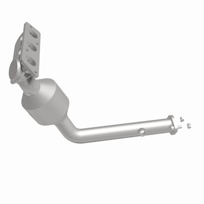 MagnaFlow Land Rover Freelander OEM Grade Federal / EPA Compliant Manifold Catalytic Converter 51883 360 Degree Image Set