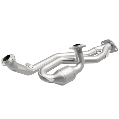 MagnaFlow Lexus ES300 California Grade CARB Compliant Direct-Fit Catalytic Converter 444019 Photo - Primary