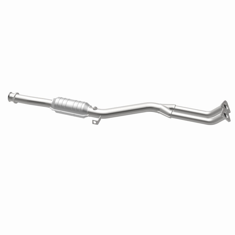 MagnaFlow BMW Standard Grade Federal / EPA Compliant Direct-Fit Catalytic Converter 93684 360 Degree Image Set