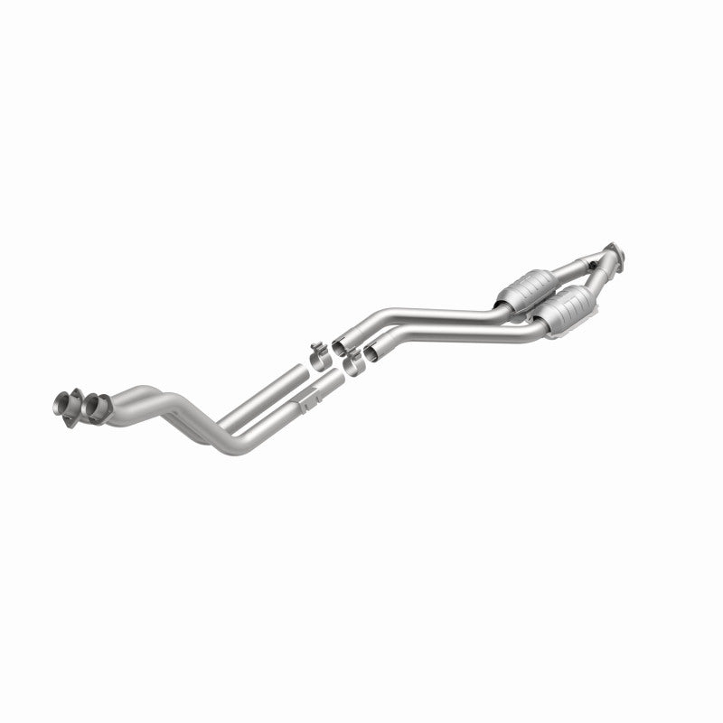 MagnaFlow Mercedes-Benz C220 Standard Grade Federal / EPA Compliant Direct-Fit Catalytic Converter 23578 360 Degree Image Set