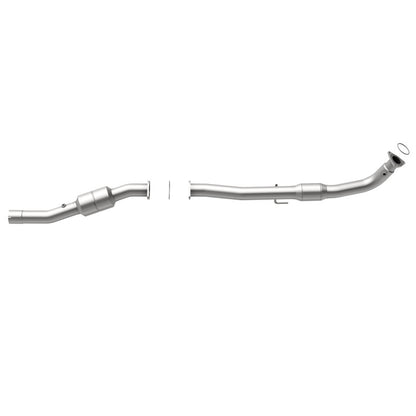 MagnaFlow Chevrolet Silverado 2500 HD OEM Grade Federal / EPA Compliant Direct-Fit Catalytic Converter 51949 360 Degree Image Set