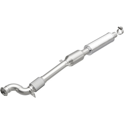 MagnaFlow Mini OEM Grade Federal / EPA Compliant Direct-Fit Catalytic Converter 21-365 Photo - Primary