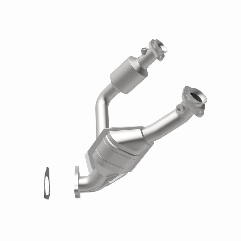MagnaFlow HM Grade Federal / EPA Compliant Direct-Fit Catalytic Converter 93168 360 Degree Image Set