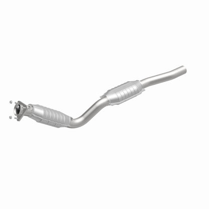 MagnaFlow Dodge Ram 1500 HM Grade Federal / EPA Compliant Direct-Fit Catalytic Converter 24469 360 Degree Image Set